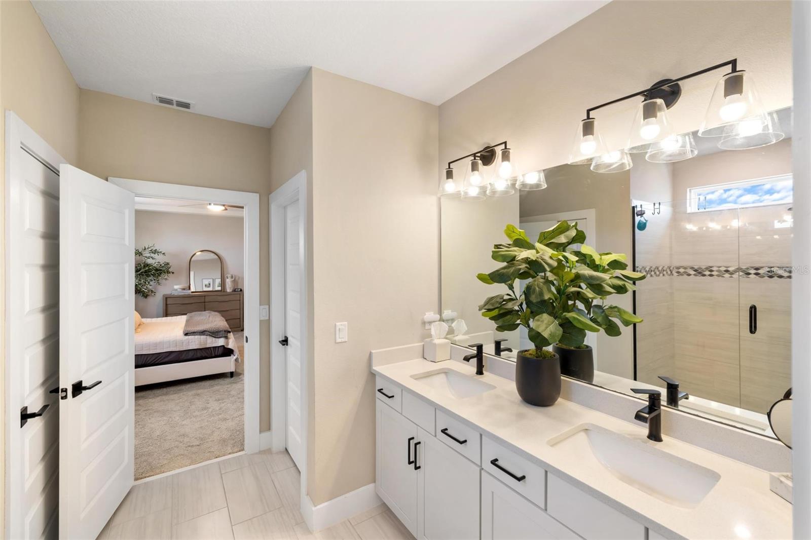 Image 32 of 60 For 13815 Green Hammock Place