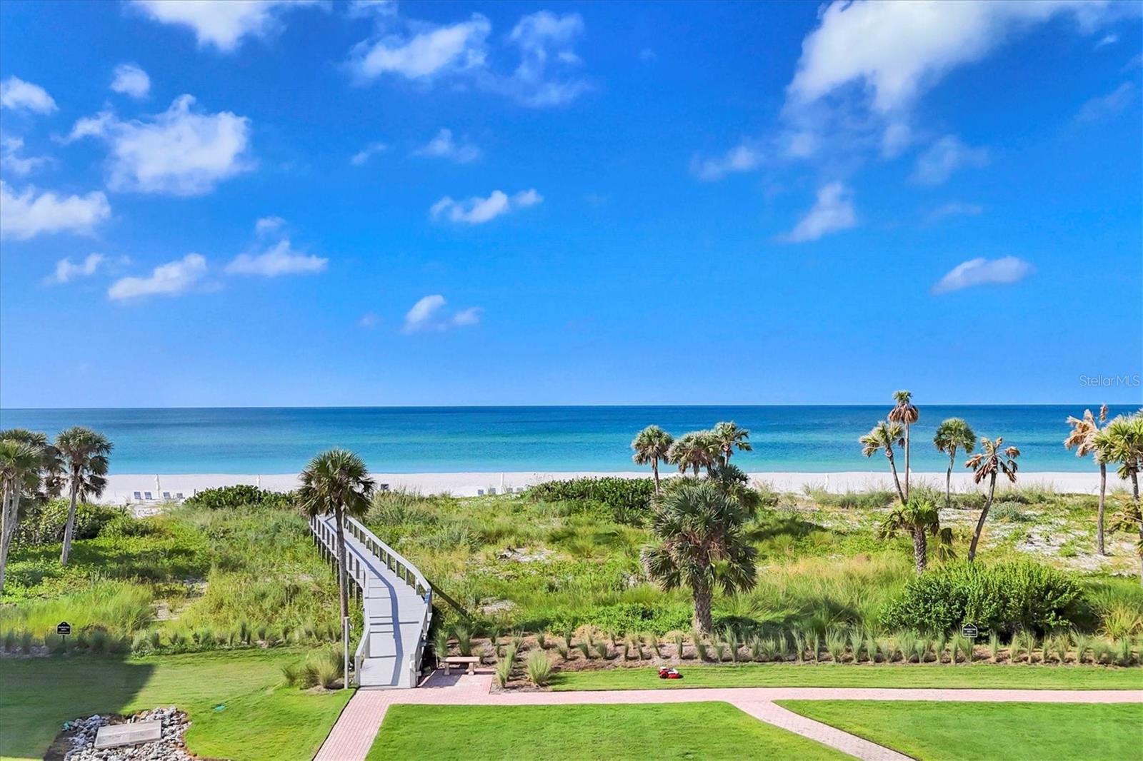 Image 38 of 51 For 1425 Gulf Of Mexico Drive 208