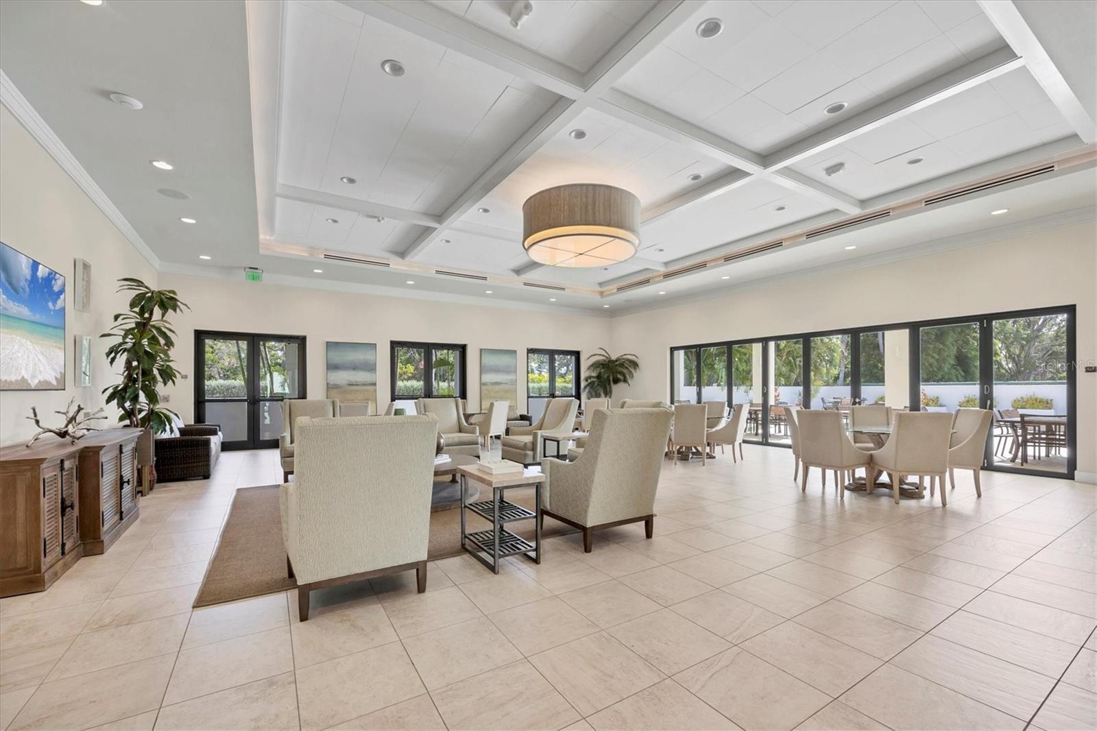 Image 47 of 51 For 1425 Gulf Of Mexico Drive 208