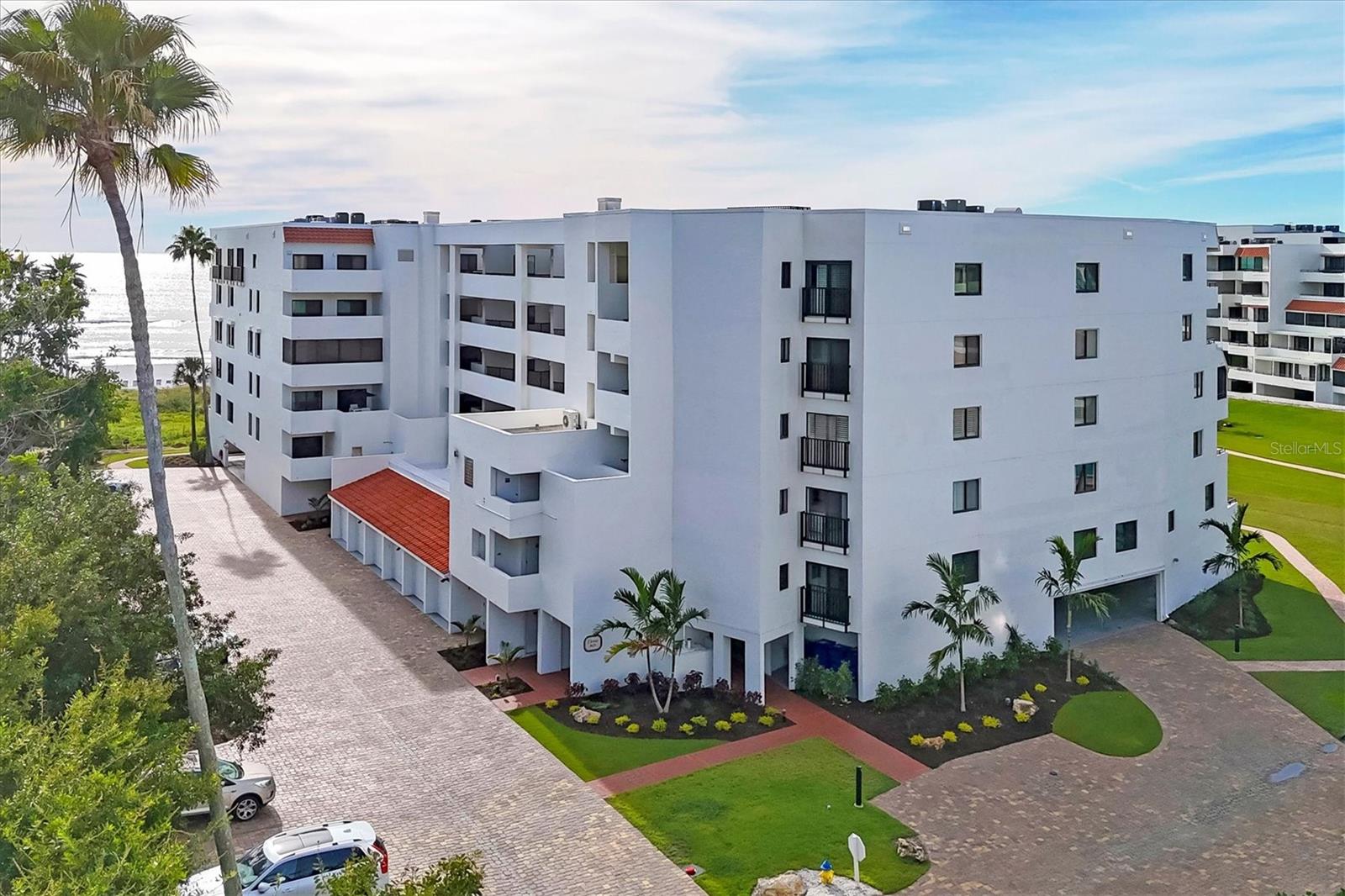 Image 50 of 51 For 1425 Gulf Of Mexico Drive 208