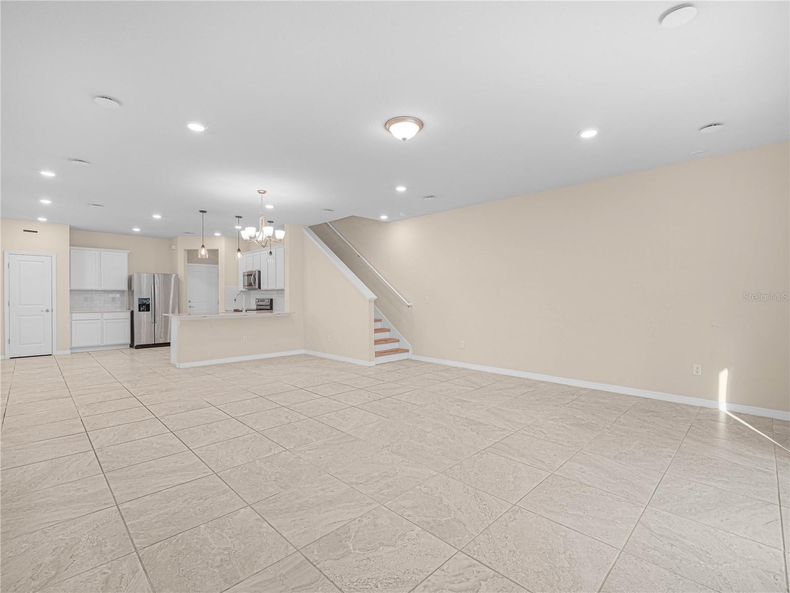 Image 15 of 42 For 4580 Sparkling Shell Avenue