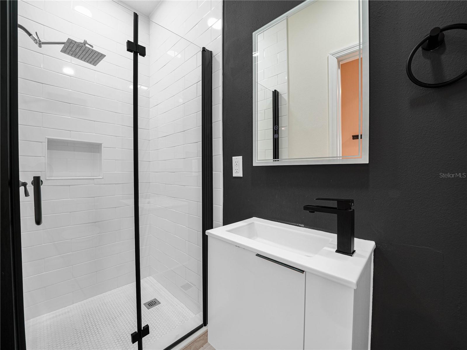 Image 22 of 42 For 4580 Sparkling Shell Avenue