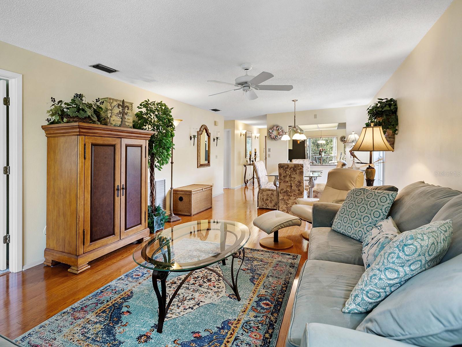 Image 14 of 42 For 4415 Longmeadow 44