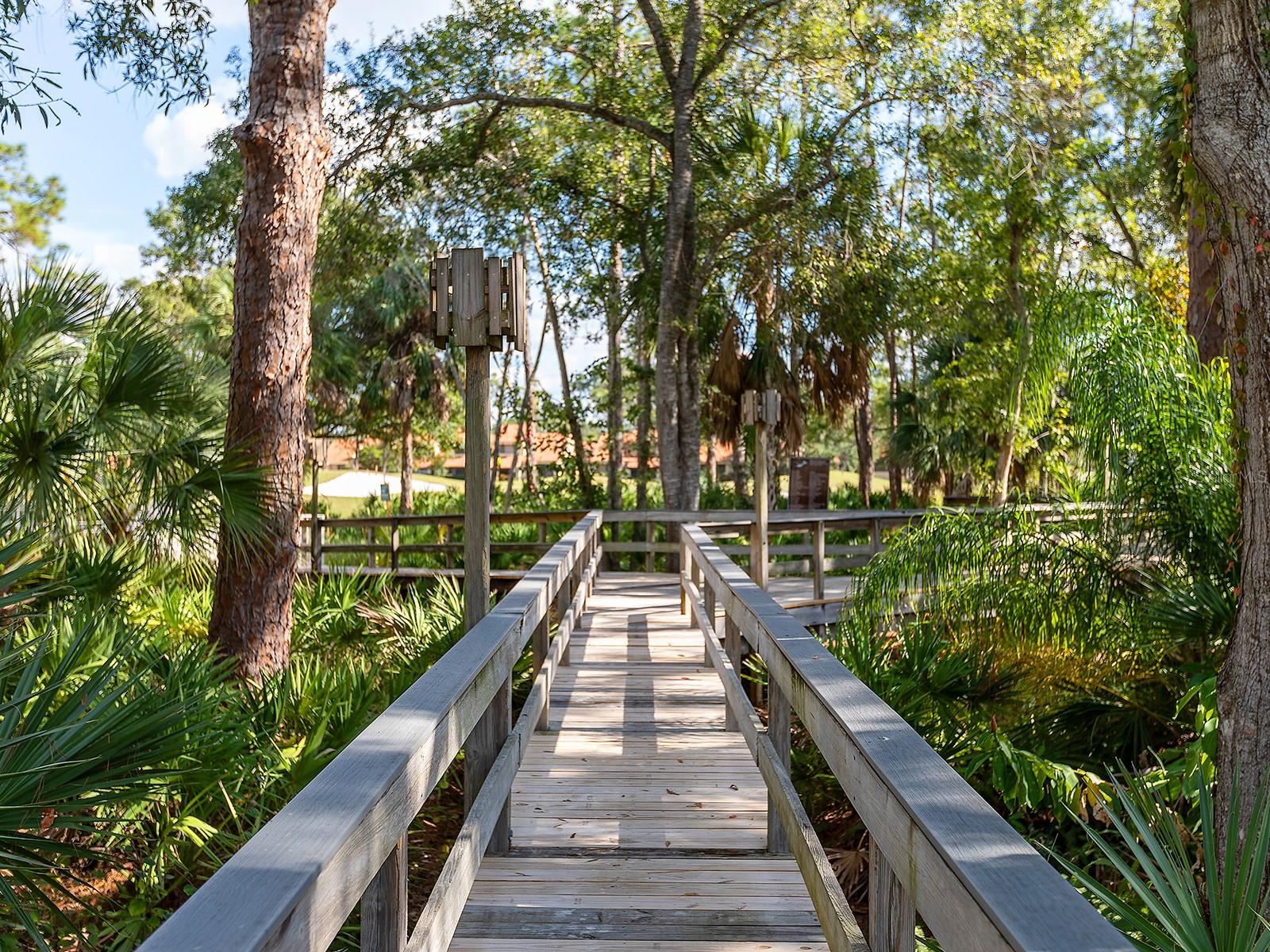 Image 3 of 42 For 4415 Longmeadow 44