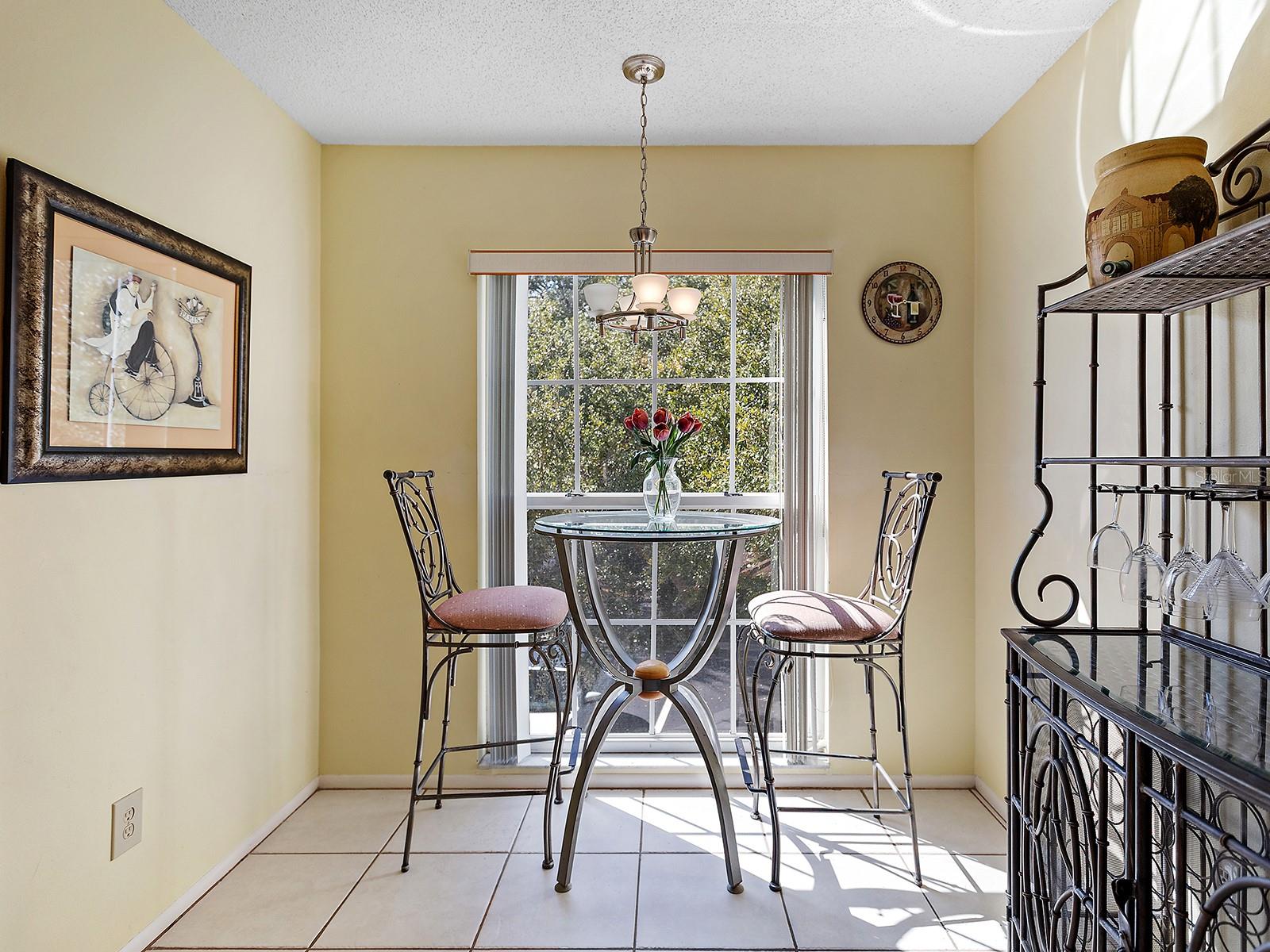 Image 7 of 42 For 4415 Longmeadow 44