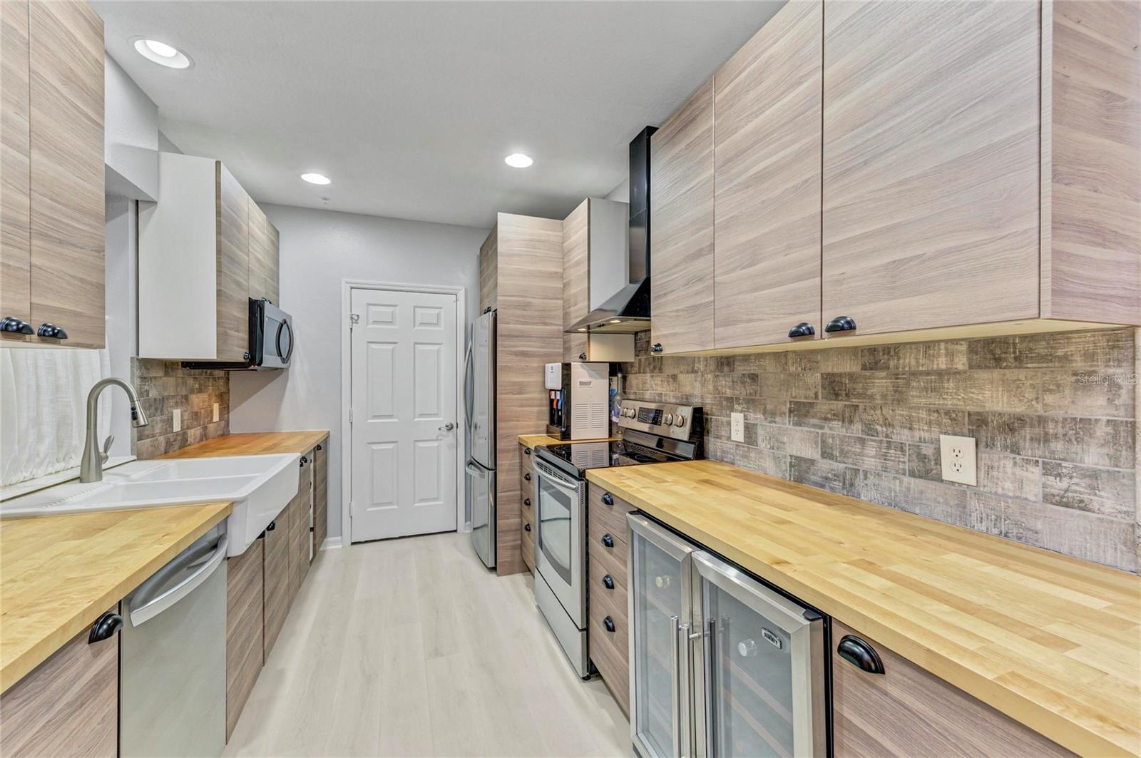 Image 12 of 49 For 4024 Overture Circle 486