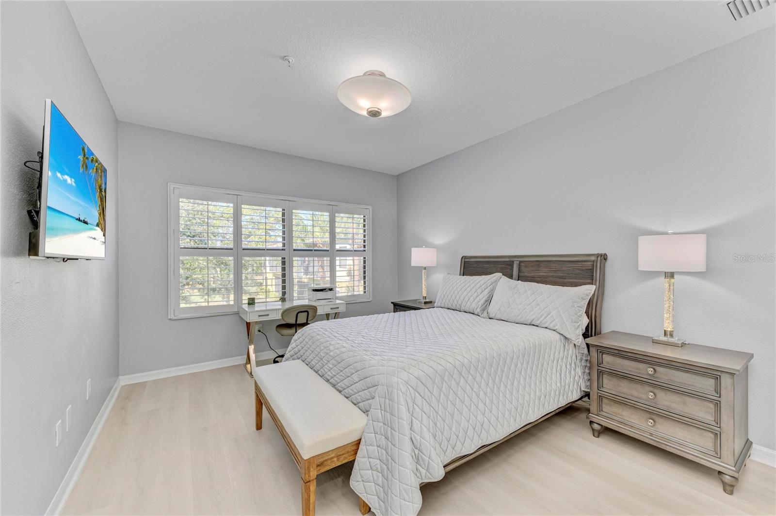 Image 18 of 49 For 4024 Overture Circle 486