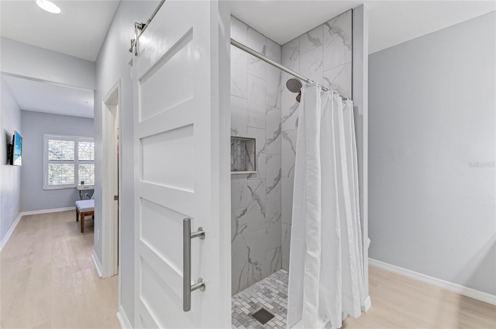 Image 22 of 49 For 4024 Overture Circle 486