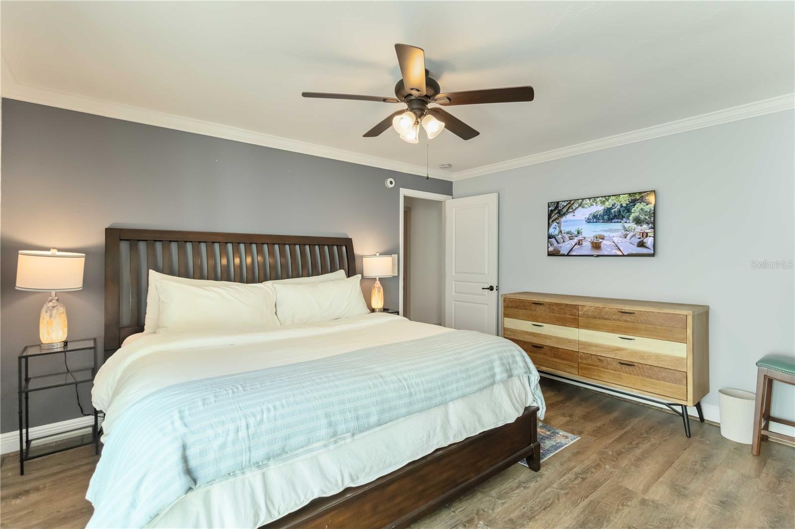 Image 17 of 47 For 1521 Siesta Drive