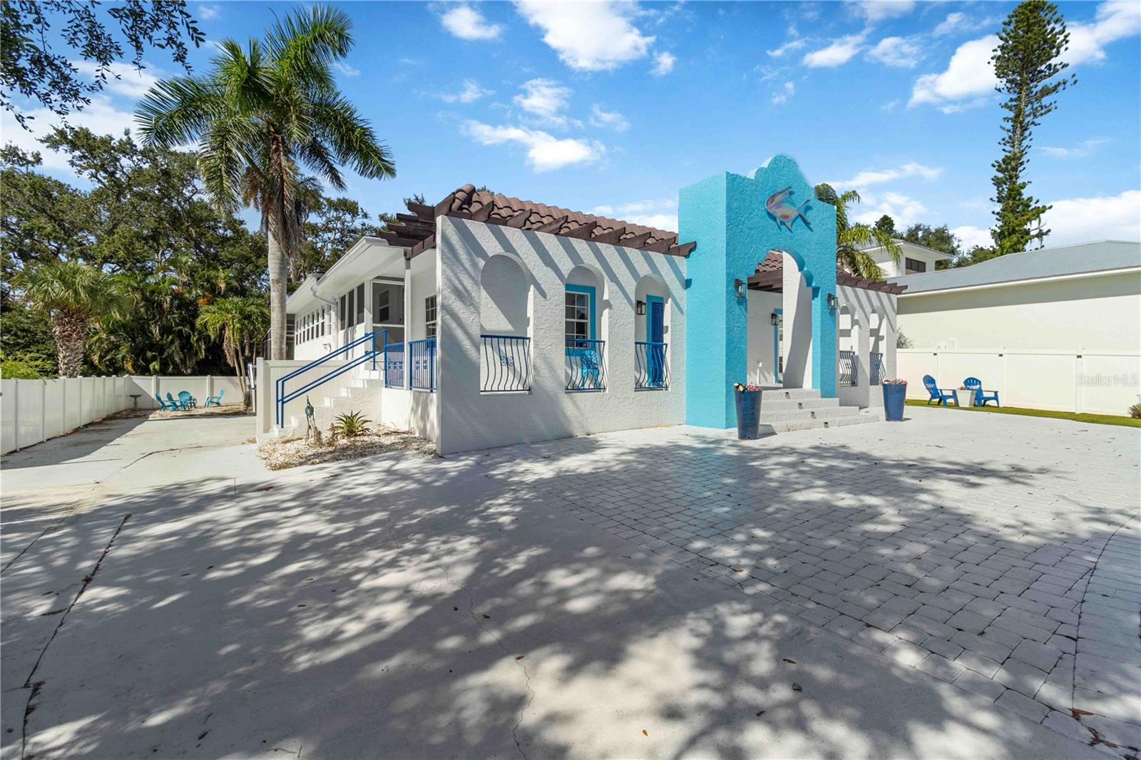 Image 3 of 47 For 1521 Siesta Drive