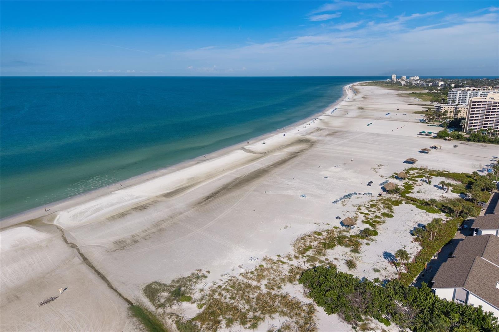 Image 43 of 70 For 6140 Midnight Pass Road A10