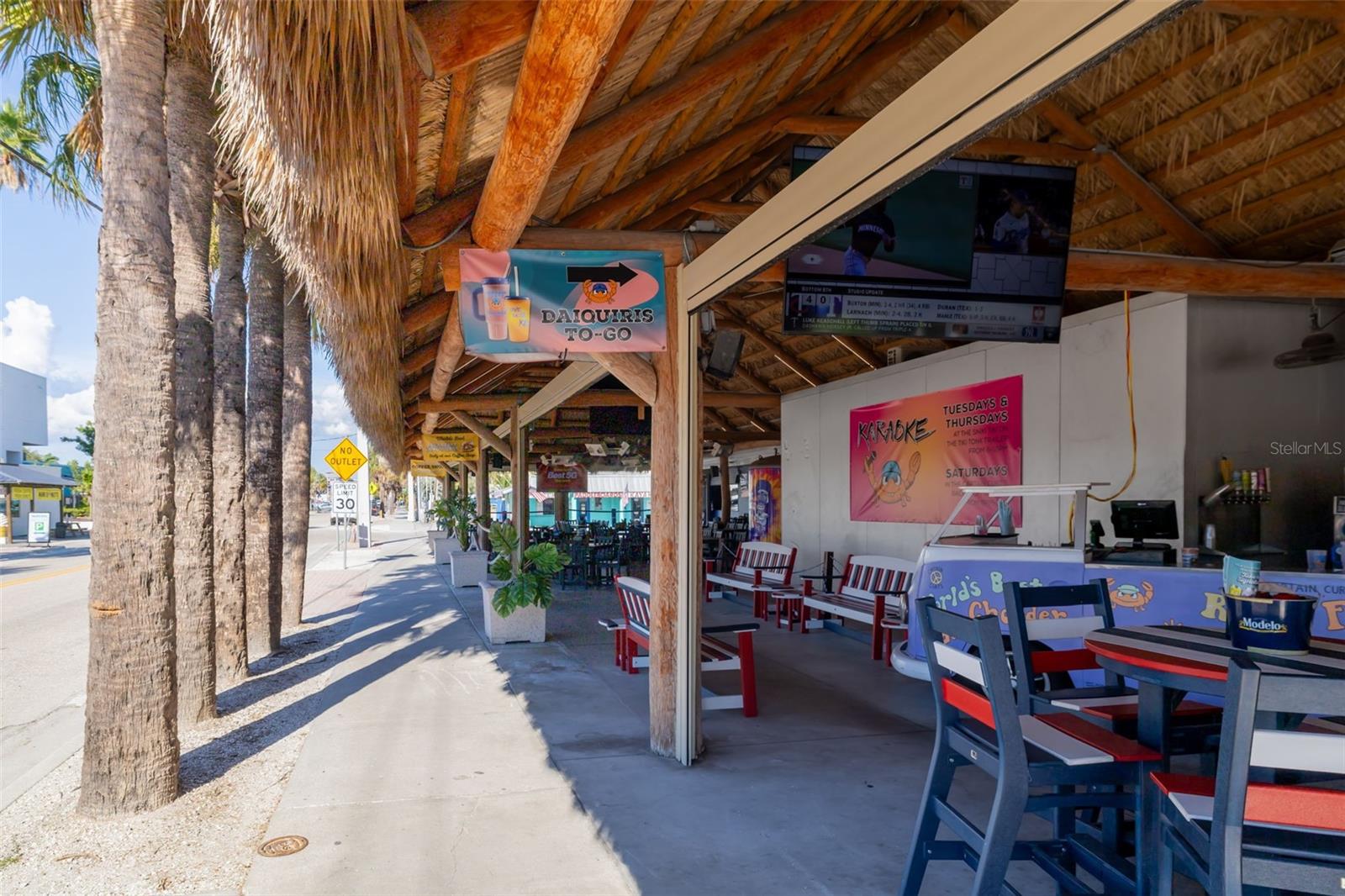 Image 64 of 70 For 6140 Midnight Pass Road A10