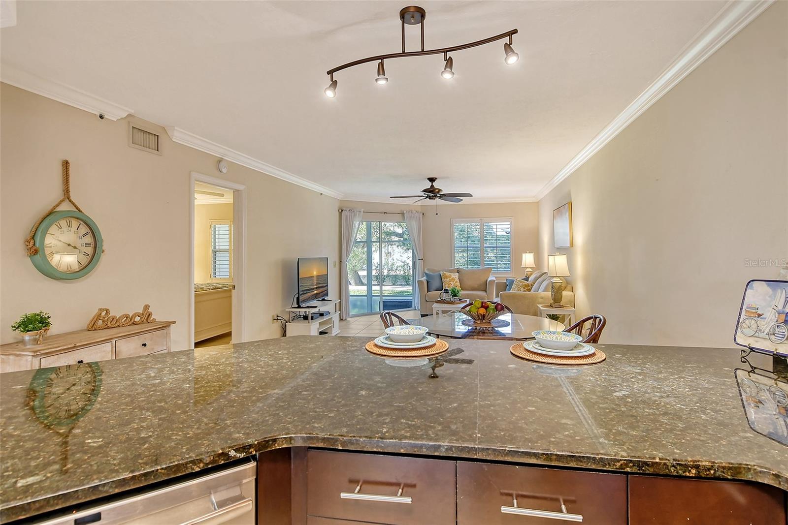 Image 26 of 51 For 1243 Siesta Bayside Drive D