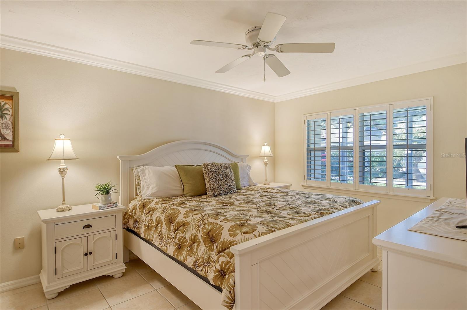 Image 28 of 51 For 1243 Siesta Bayside Drive D