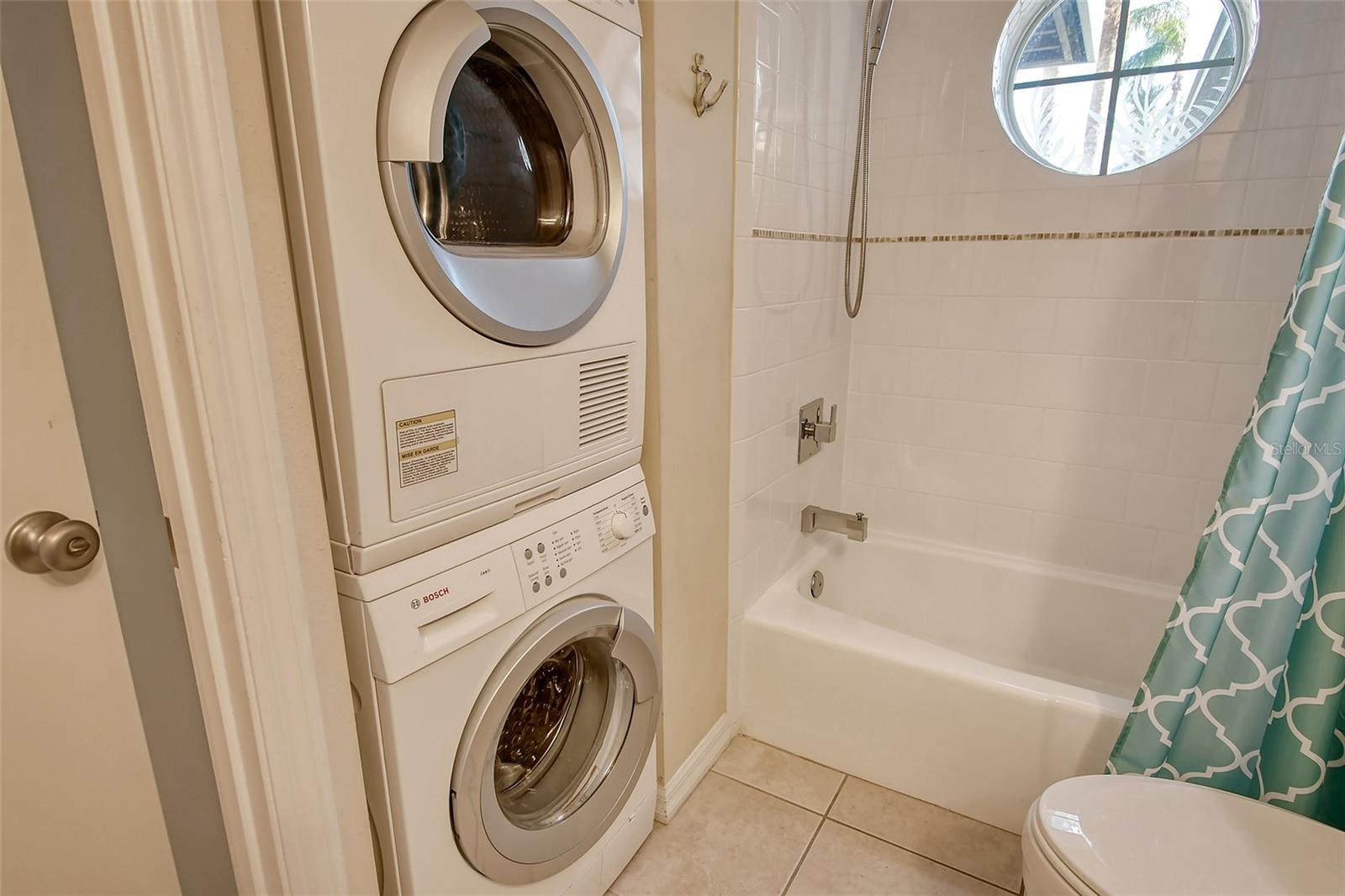 Image 33 of 51 For 1243 Siesta Bayside Drive D