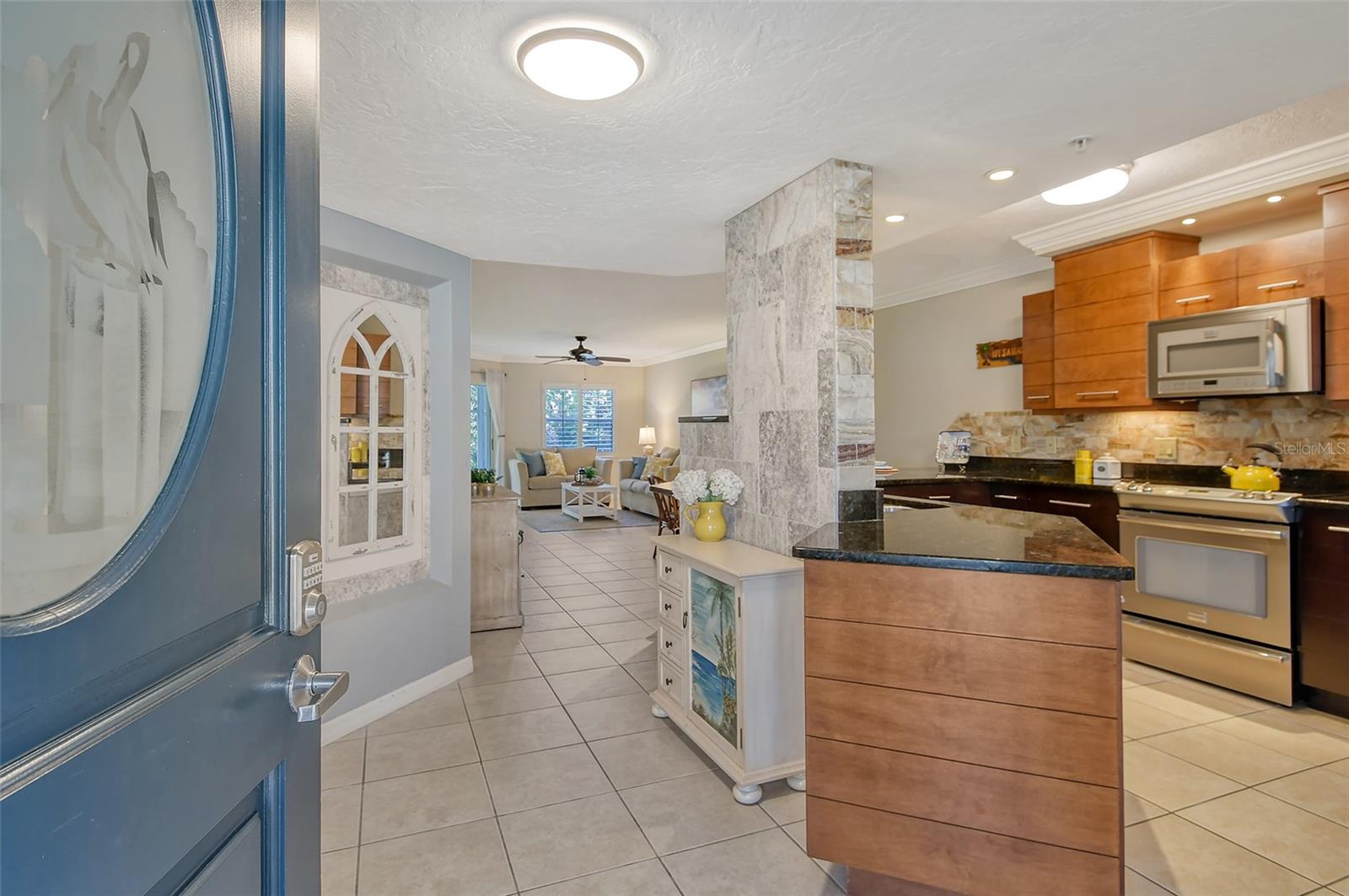 Image 4 of 51 For 1243 Siesta Bayside Drive D