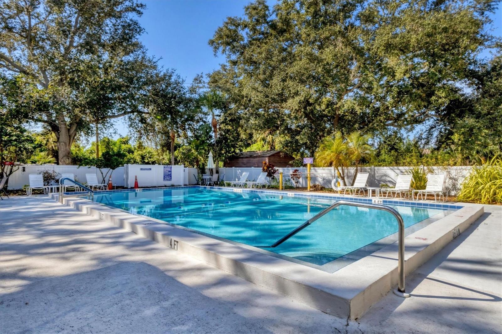 Image 36 of 63 For 217 Southampton Drive 286