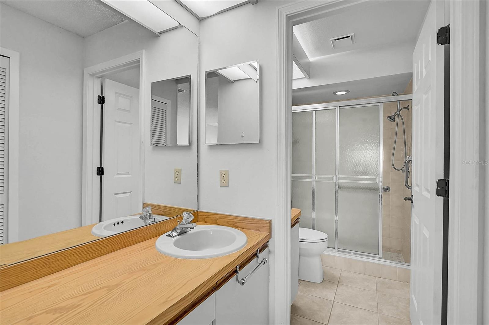 Image 16 of 31 For 5633 Avista Drive 5634