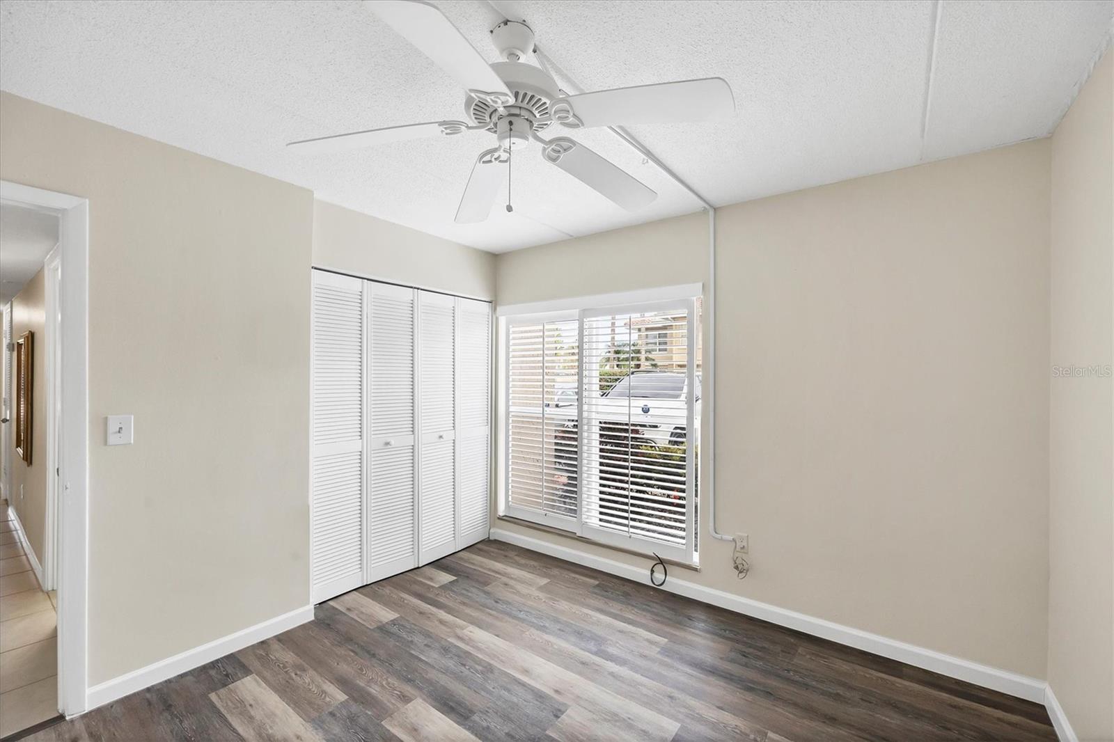 Image 30 of 40 For 845 Benjamin Franklin Drive 104