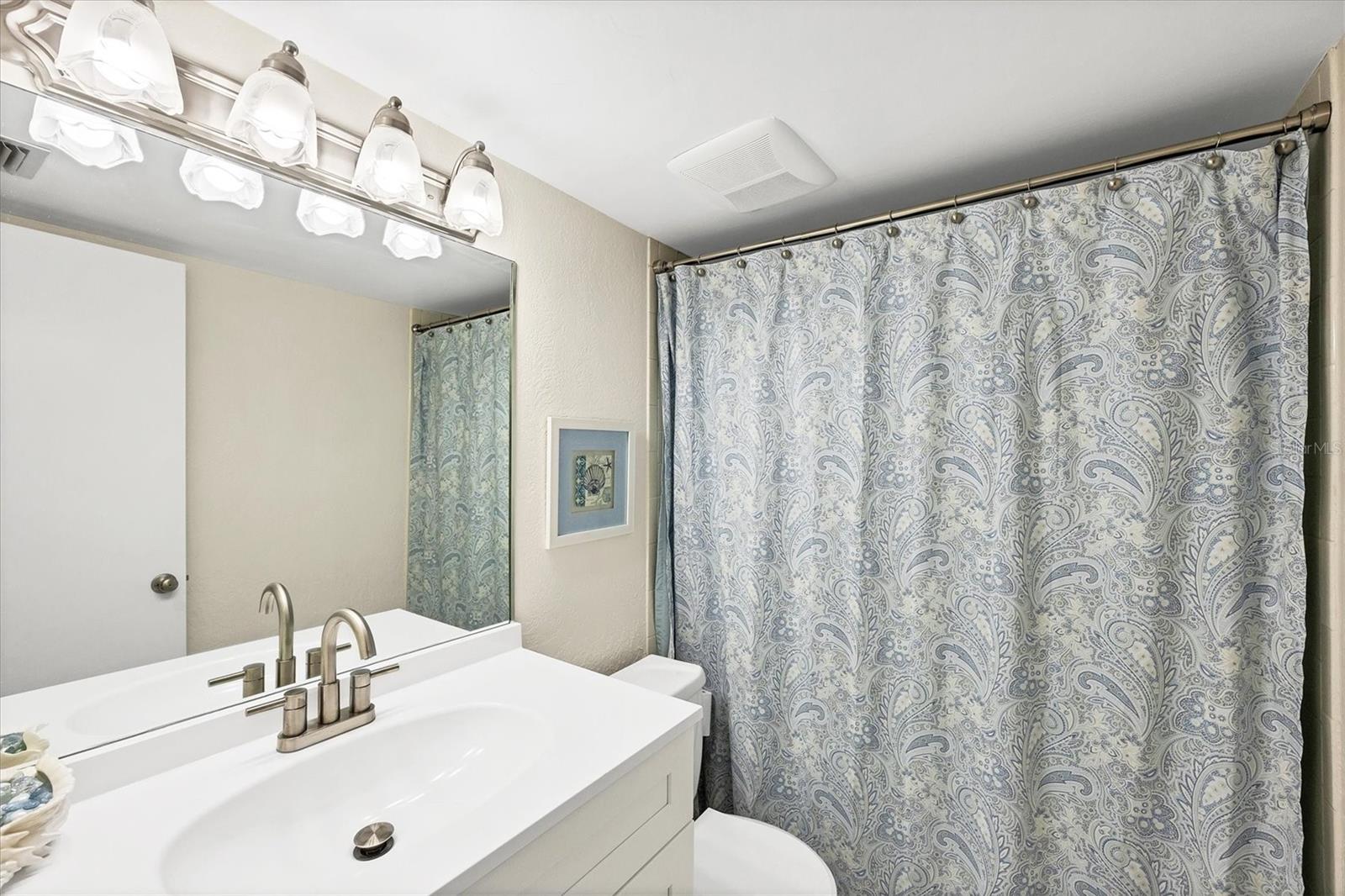 Image 31 of 40 For 845 Benjamin Franklin Drive 104