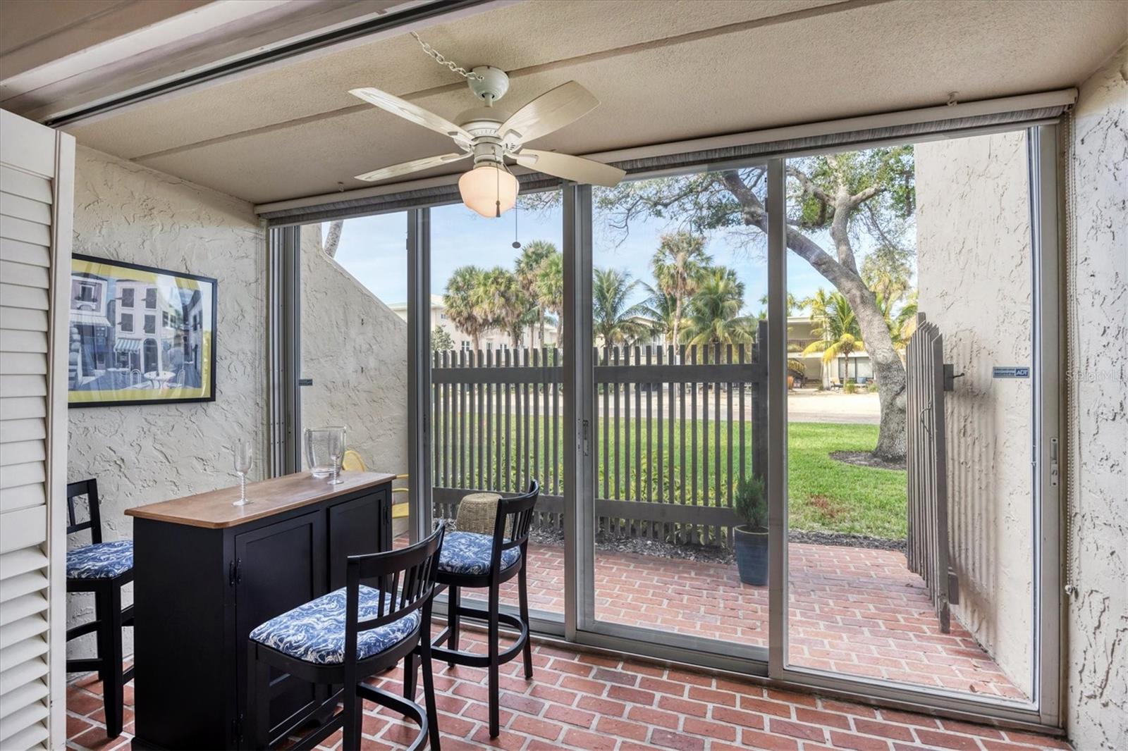 Image 32 of 40 For 845 Benjamin Franklin Drive 104