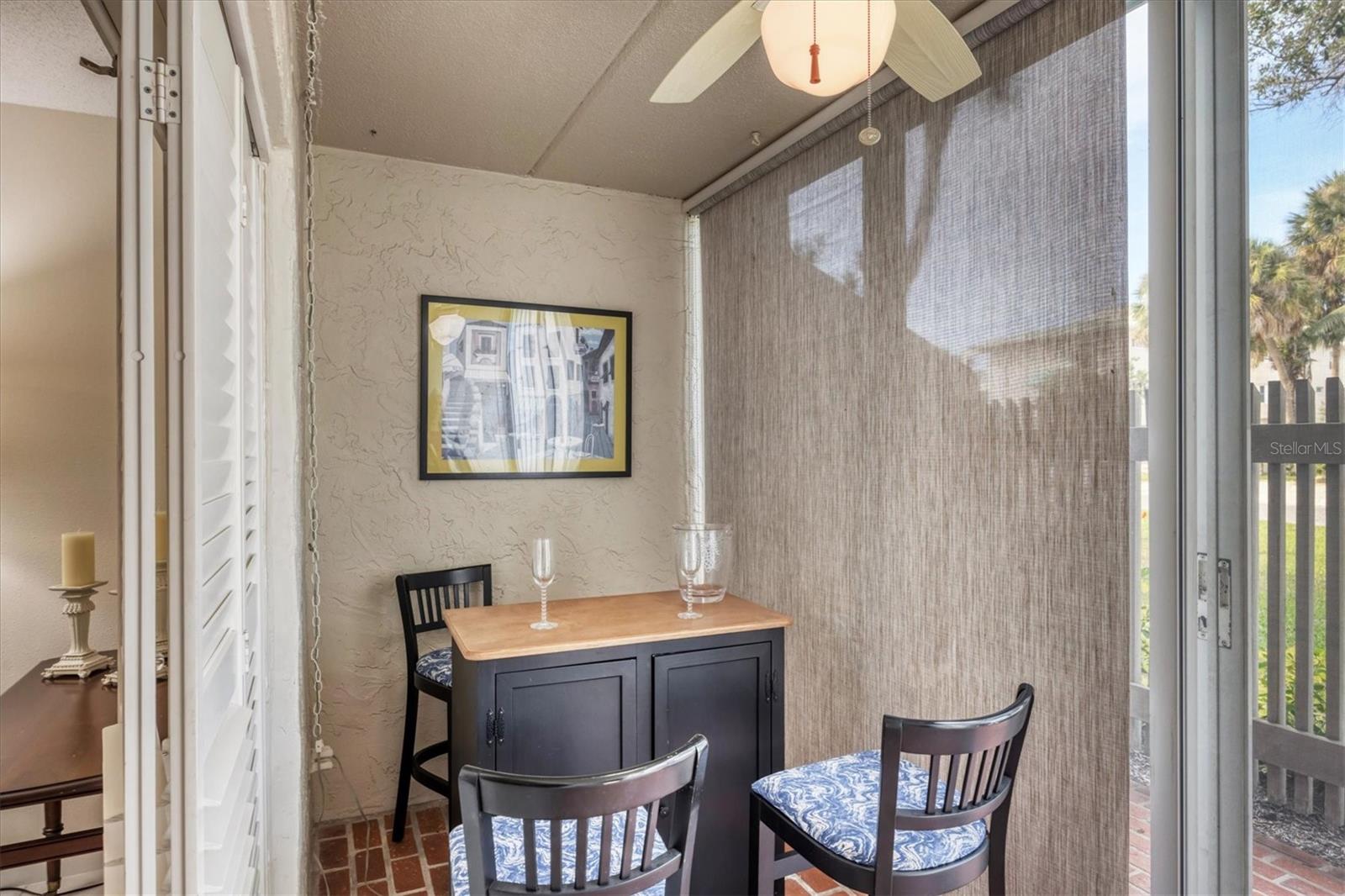 Image 4 of 40 For 845 Benjamin Franklin Drive 104