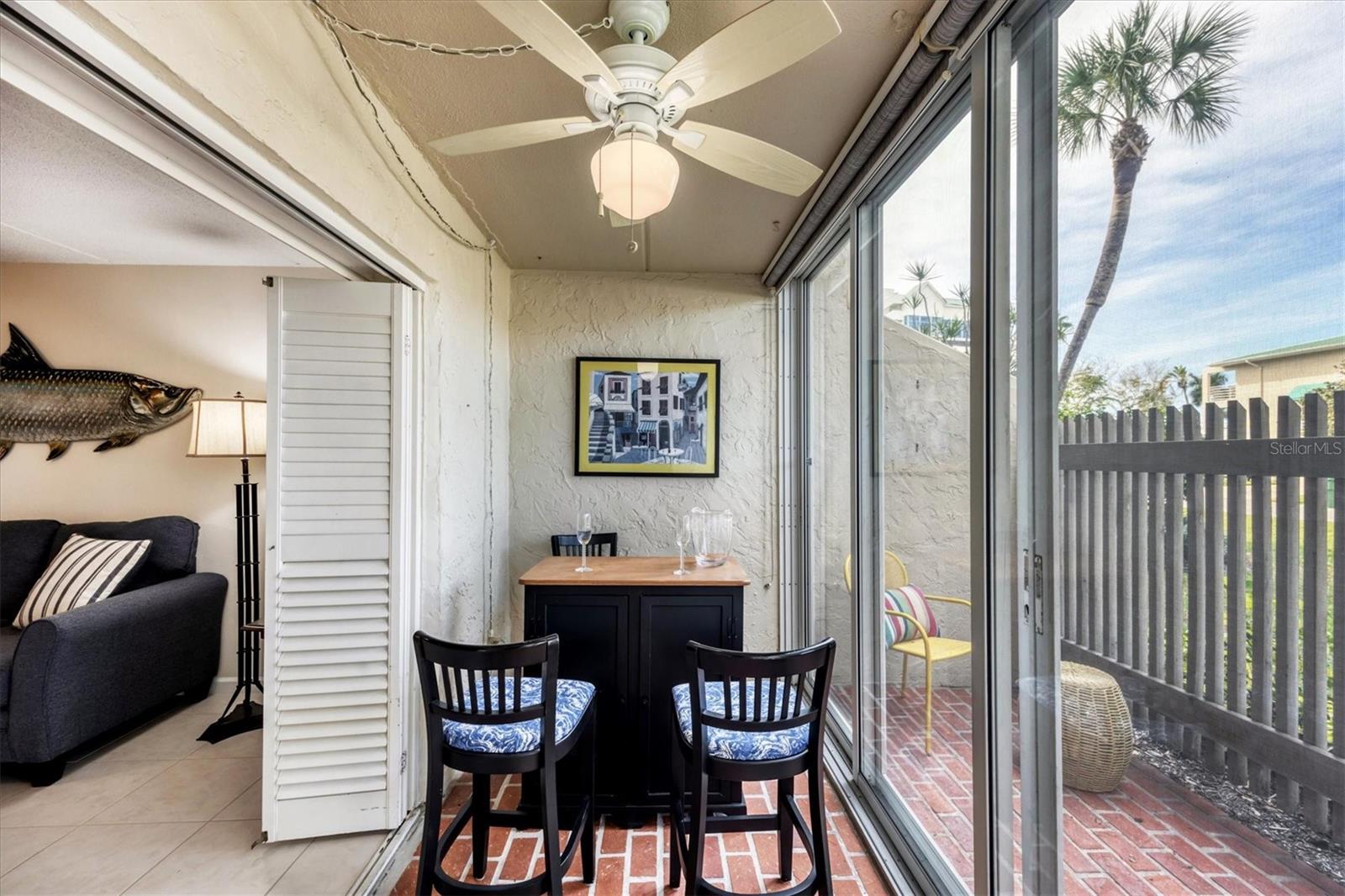 Image 5 of 40 For 845 Benjamin Franklin Drive 104