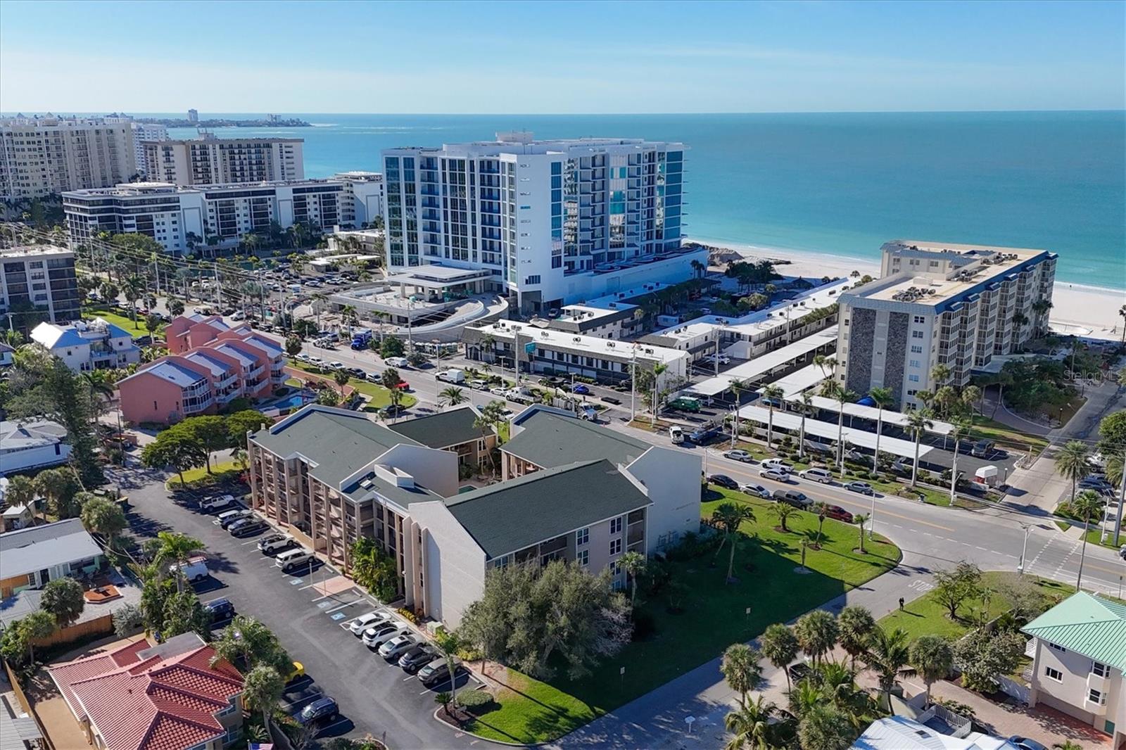 Image 7 of 40 For 845 Benjamin Franklin Drive 104