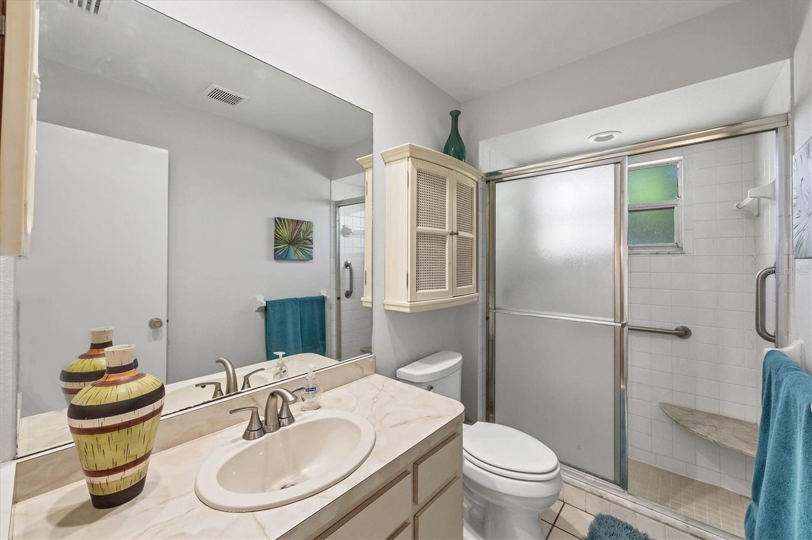 Image 17 of 57 For 4715 Village Gardens Drive 68