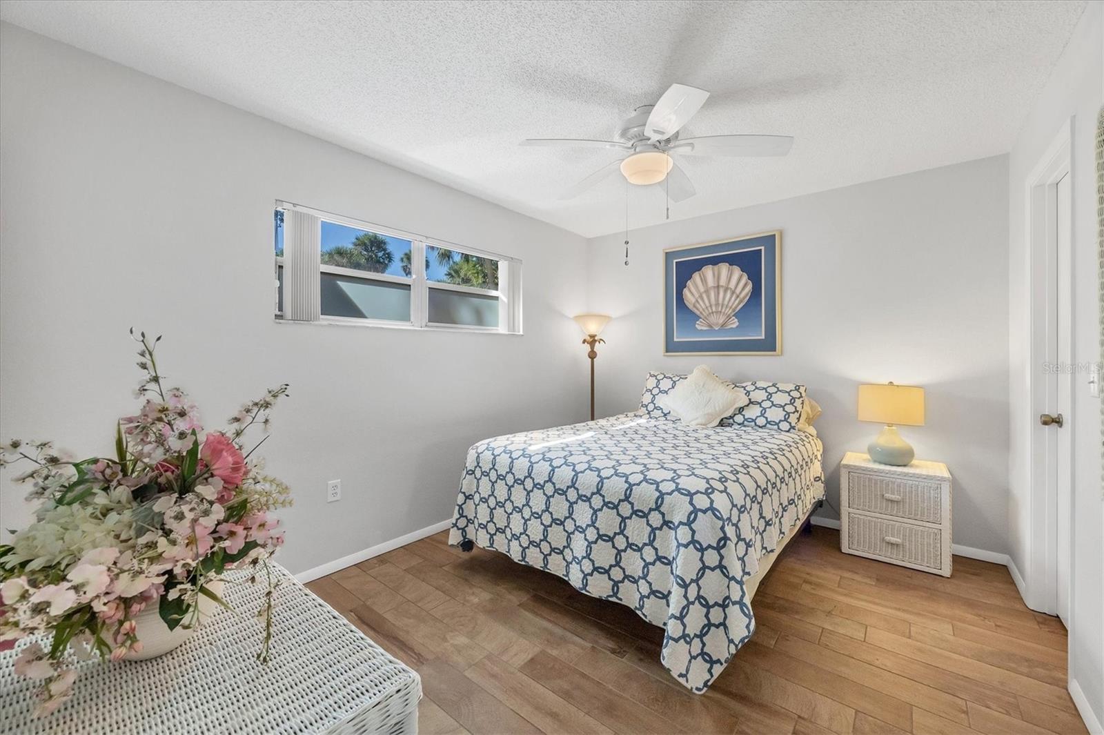 Image 19 of 57 For 4715 Village Gardens Drive 68