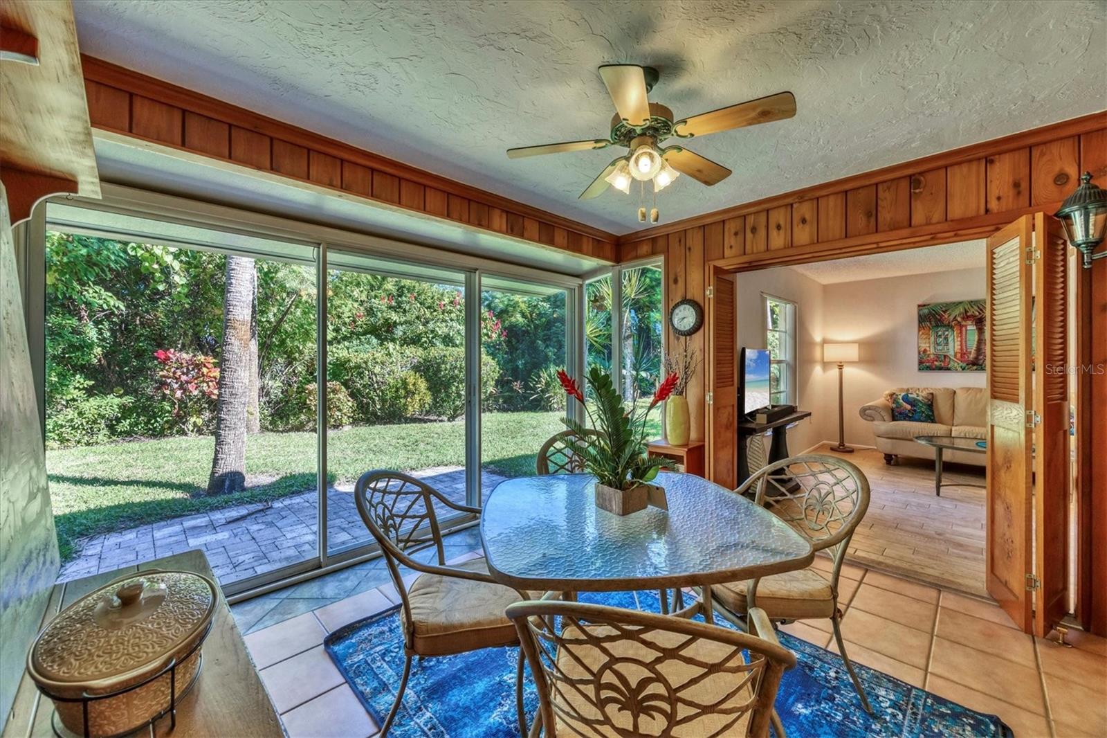 Image 23 of 57 For 4715 Village Gardens Drive 68