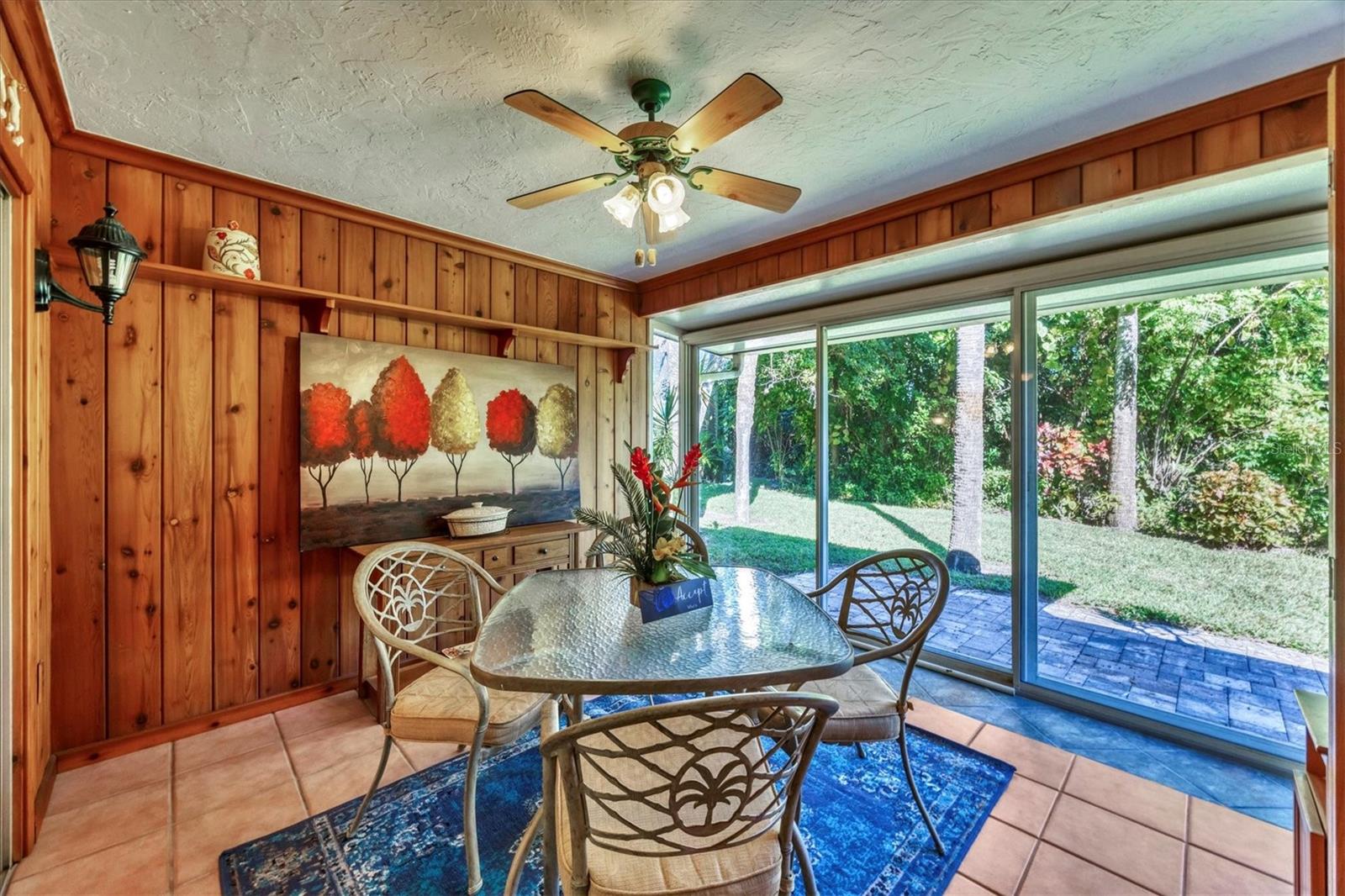 Image 26 of 57 For 4715 Village Gardens Drive 68