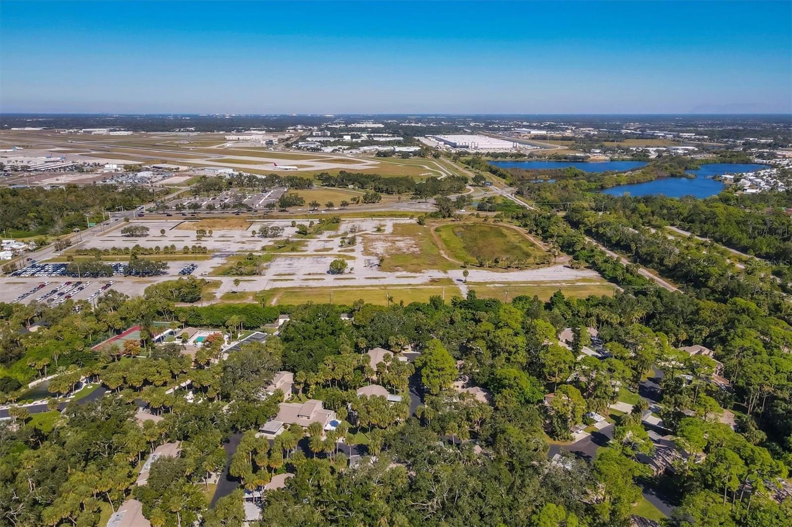 Image 51 of 57 For 4715 Village Gardens Drive 68