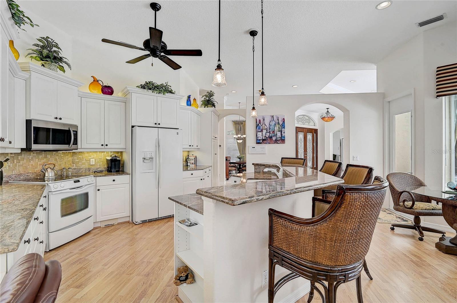 Image 28 of 58 For 2111 Muskogee Trail