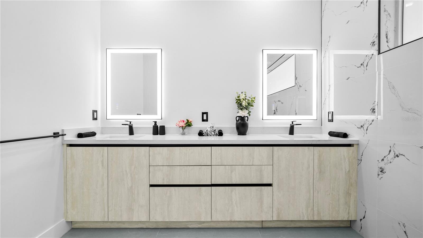 Image 32 of 61 For 230 Pine Valley Lane