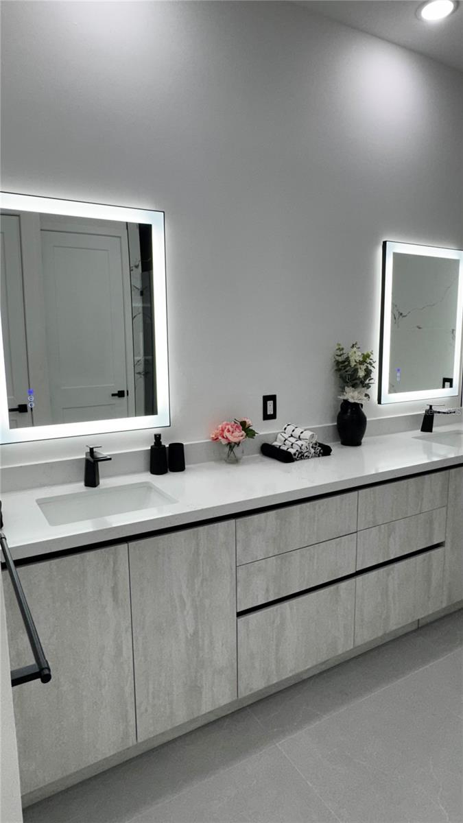 Image 33 of 61 For 230 Pine Valley Lane