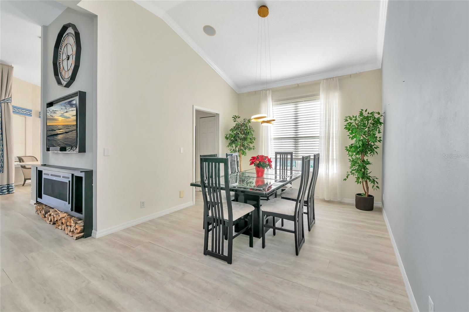 Image 10 of 73 For 7183 Sandhills Place