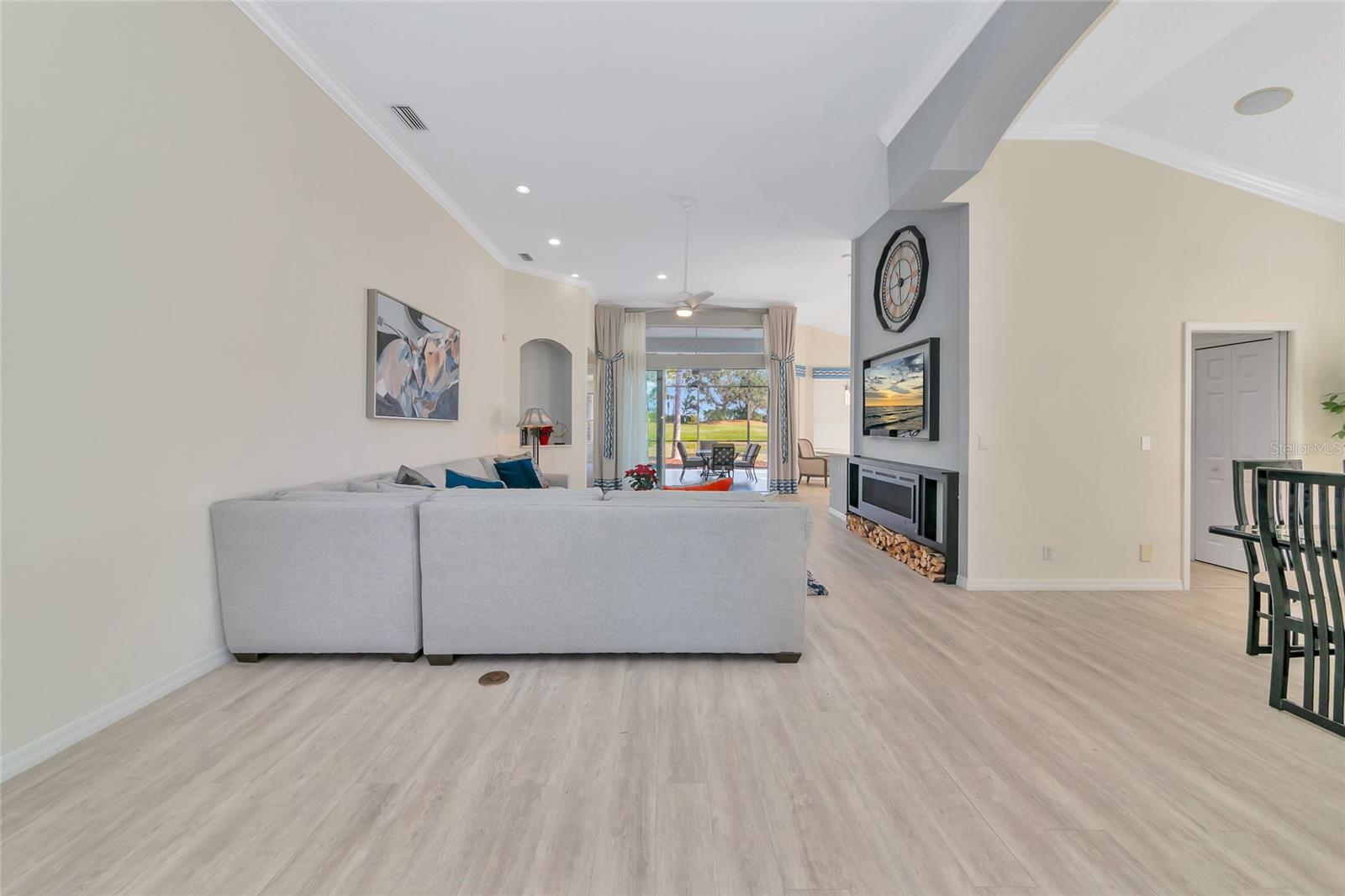 Image 7 of 73 For 7183 Sandhills Place