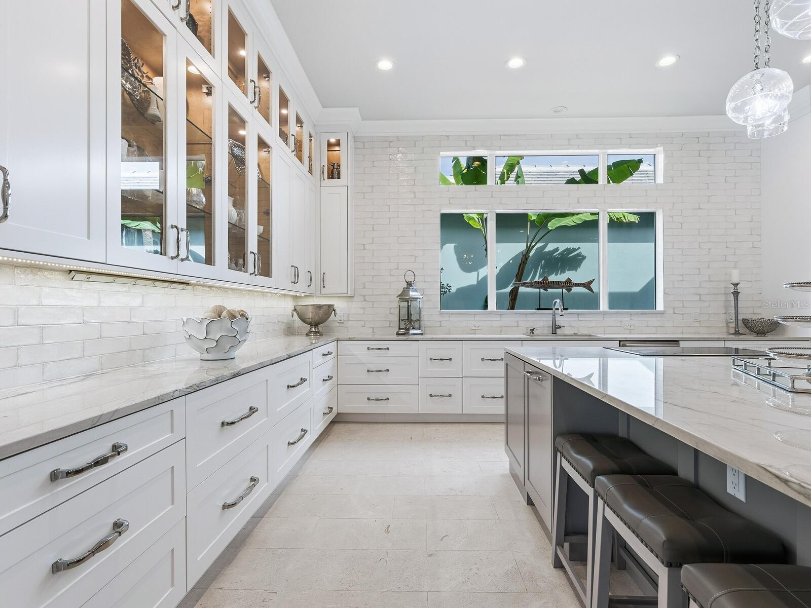 Image 17 of 66 For 4996 Western Docks Lane