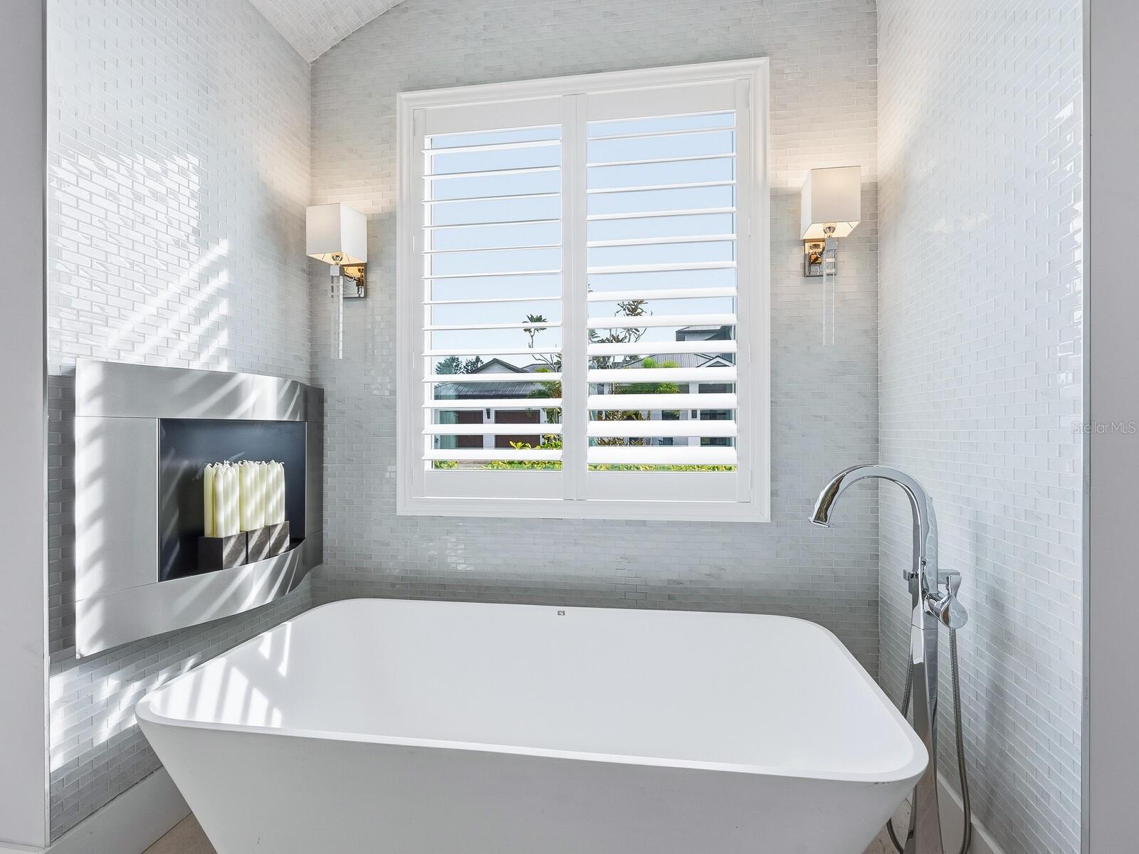 Image 26 of 66 For 4996 Western Docks Lane