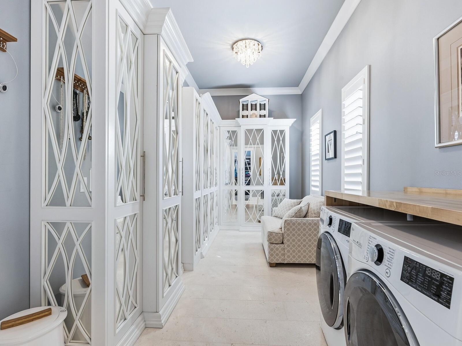 Image 27 of 66 For 4996 Western Docks Lane