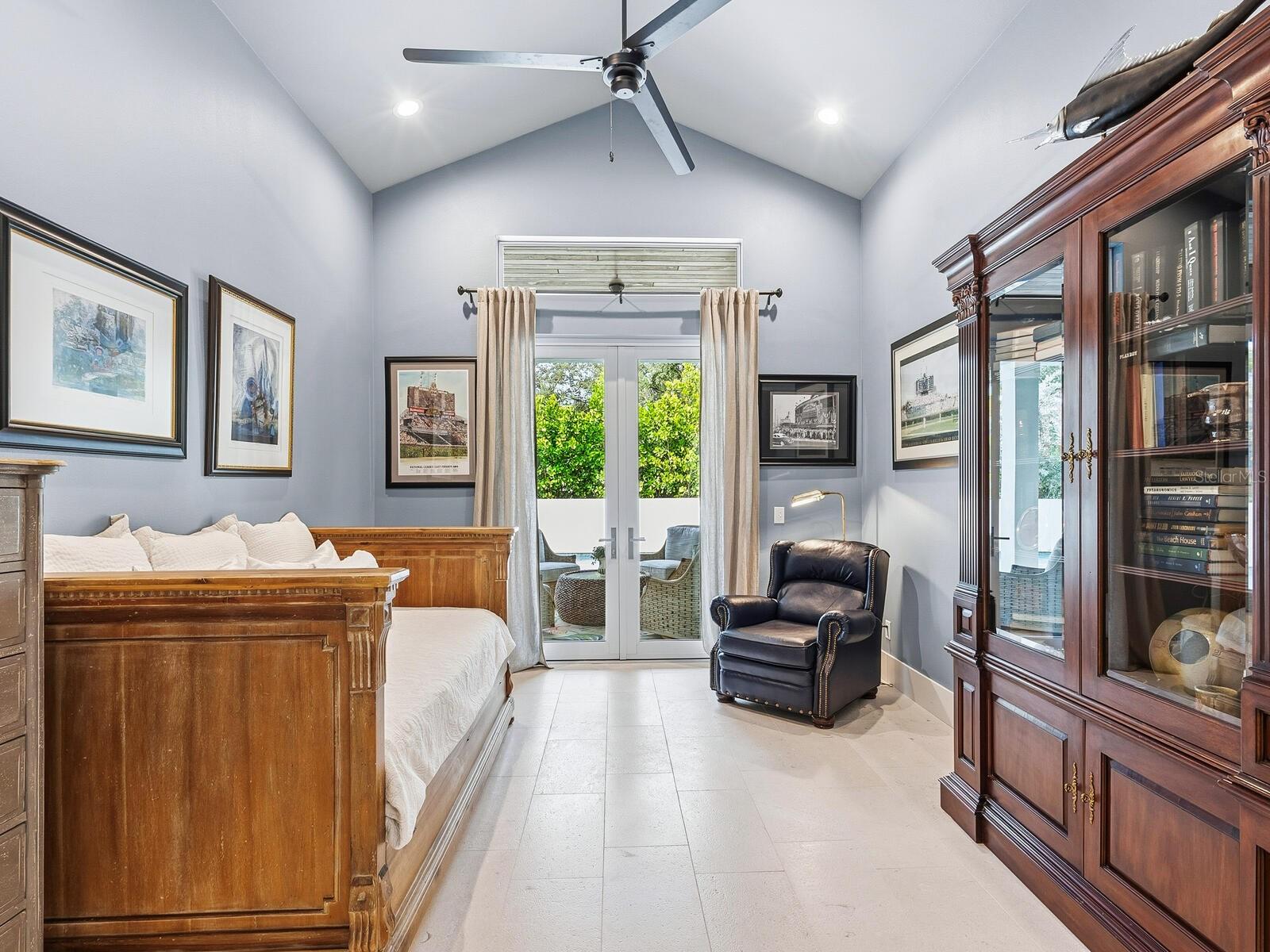 Image 28 of 66 For 4996 Western Docks Lane