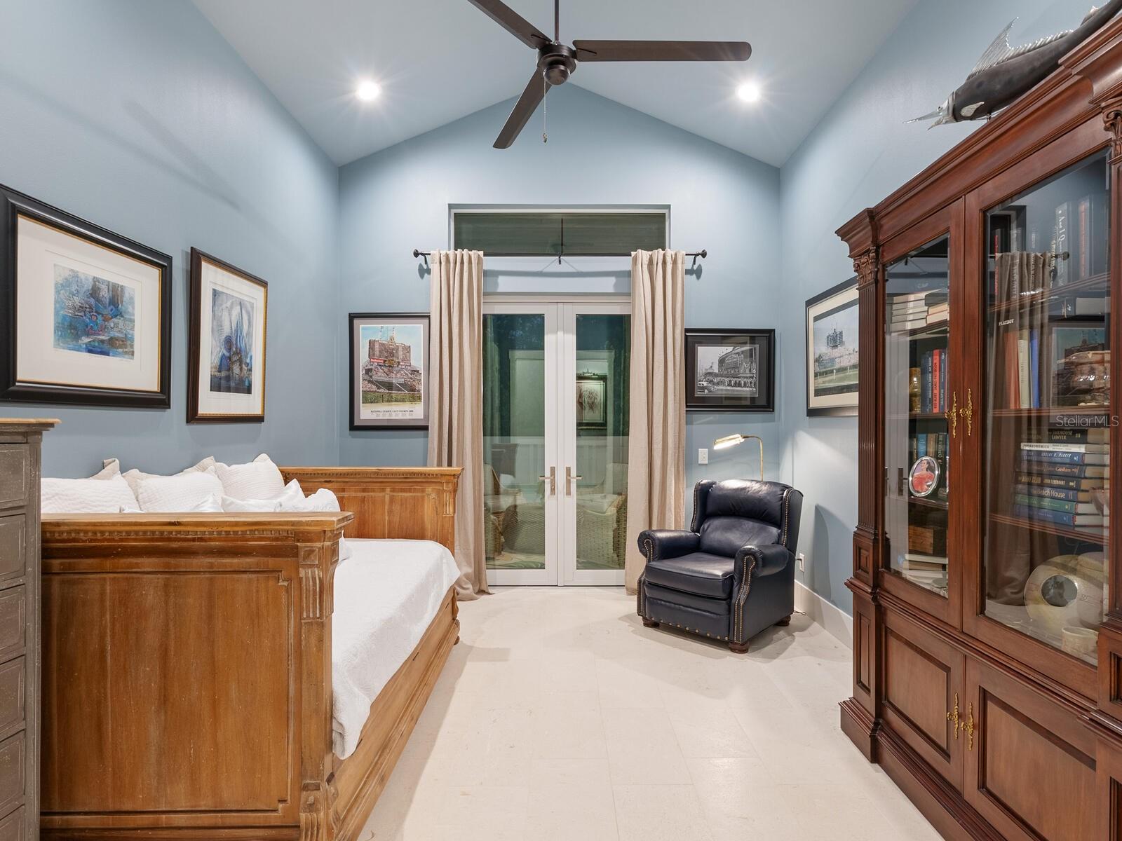 Image 54 of 66 For 4996 Western Docks Lane