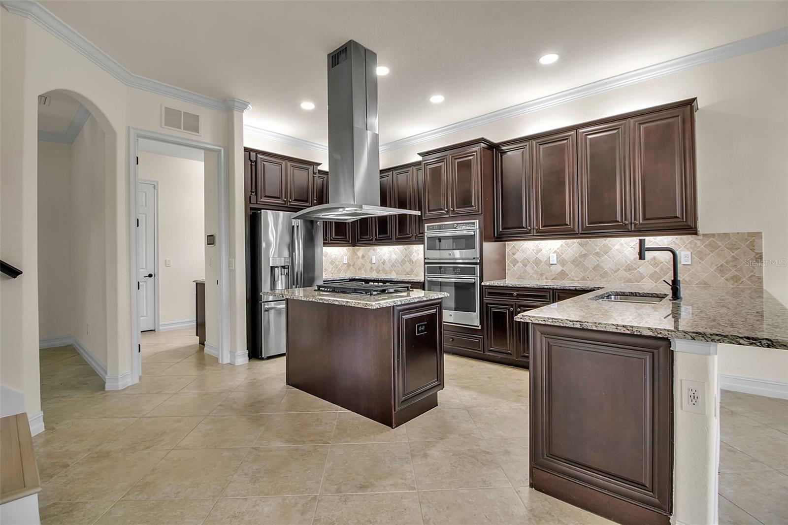 Image 17 of 64 For 5609 Arnie Loop