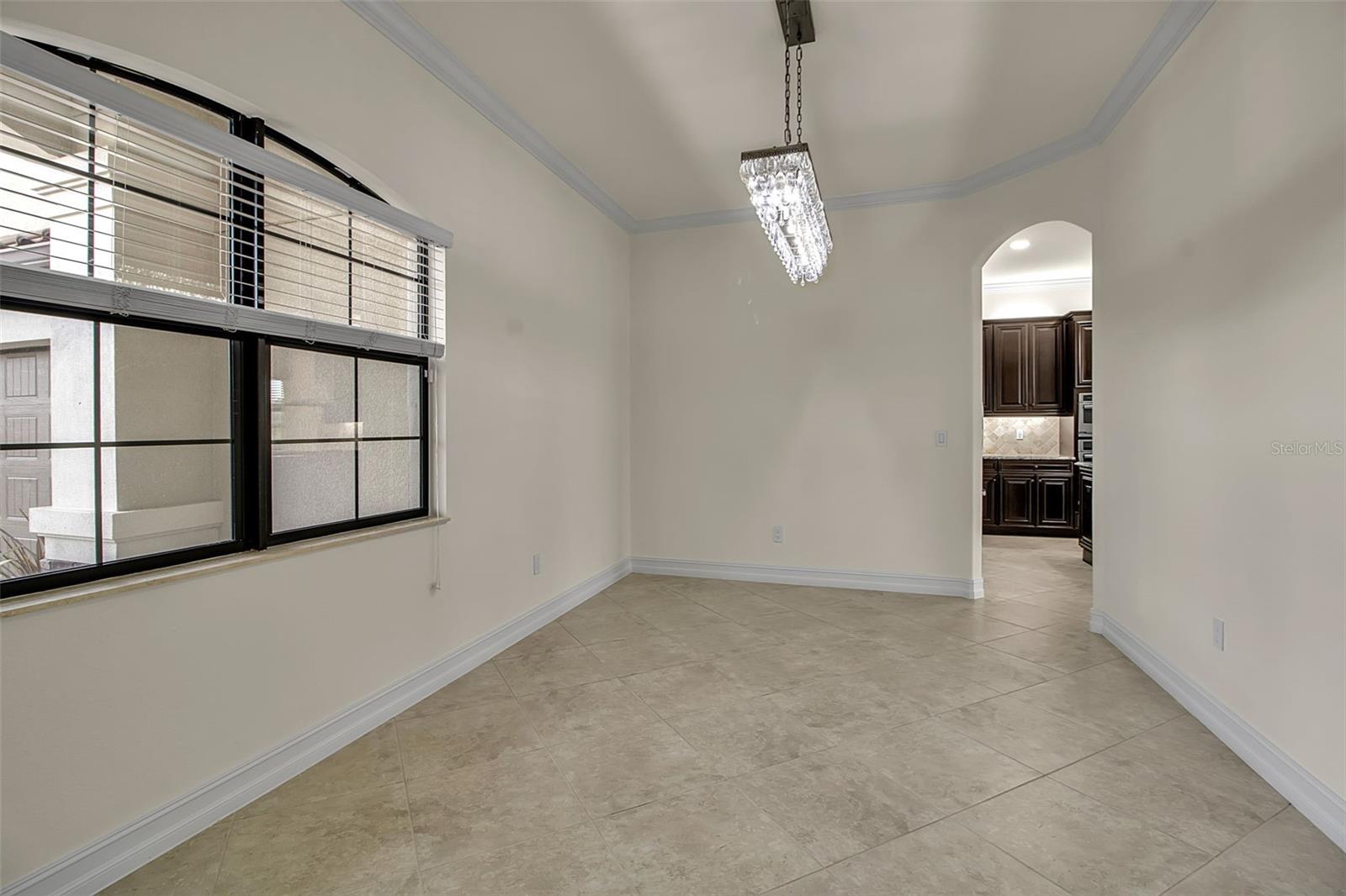 Image 23 of 64 For 5609 Arnie Loop