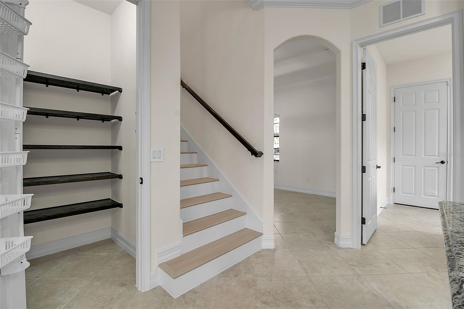 Image 24 of 64 For 5609 Arnie Loop