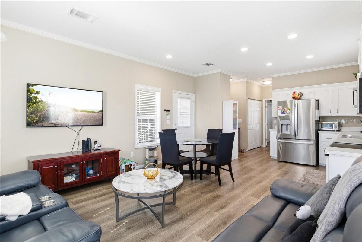 Image 10 of 51 For 1508 24th Avenue Drive W