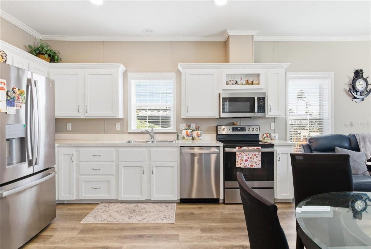 Image 13 of 51 For 1508 24th Avenue Drive W