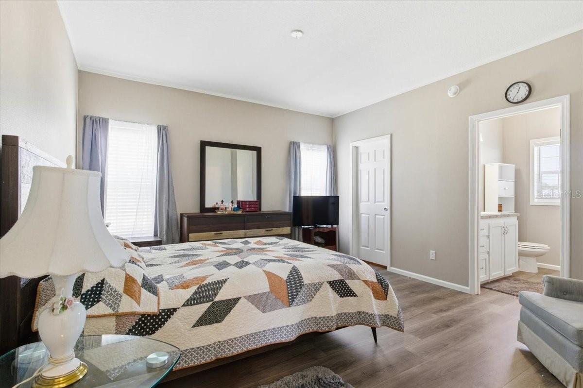 Image 24 of 51 For 1508 24th Avenue Drive W