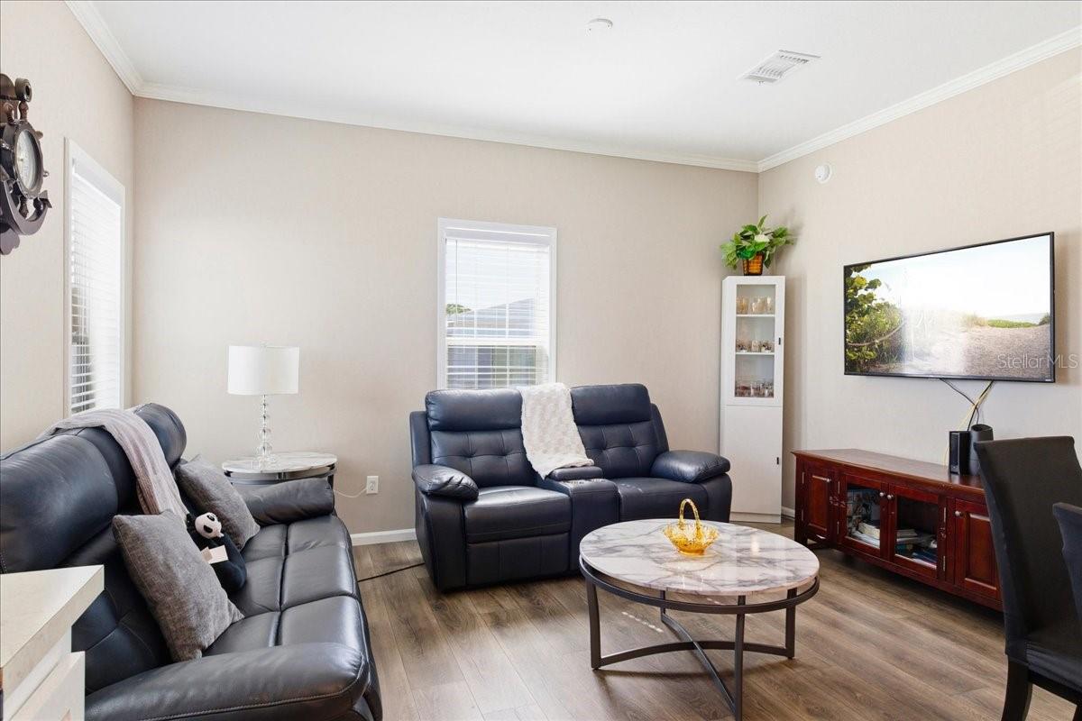 Image 9 of 51 For 1508 24th Avenue Drive W